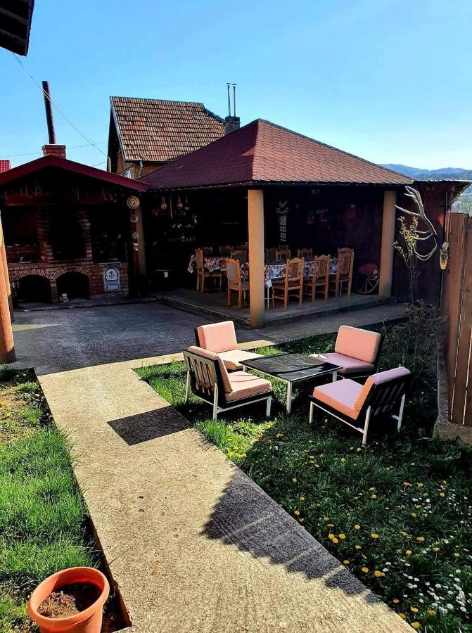Casa Ostrov Calimanesti Exterior foto